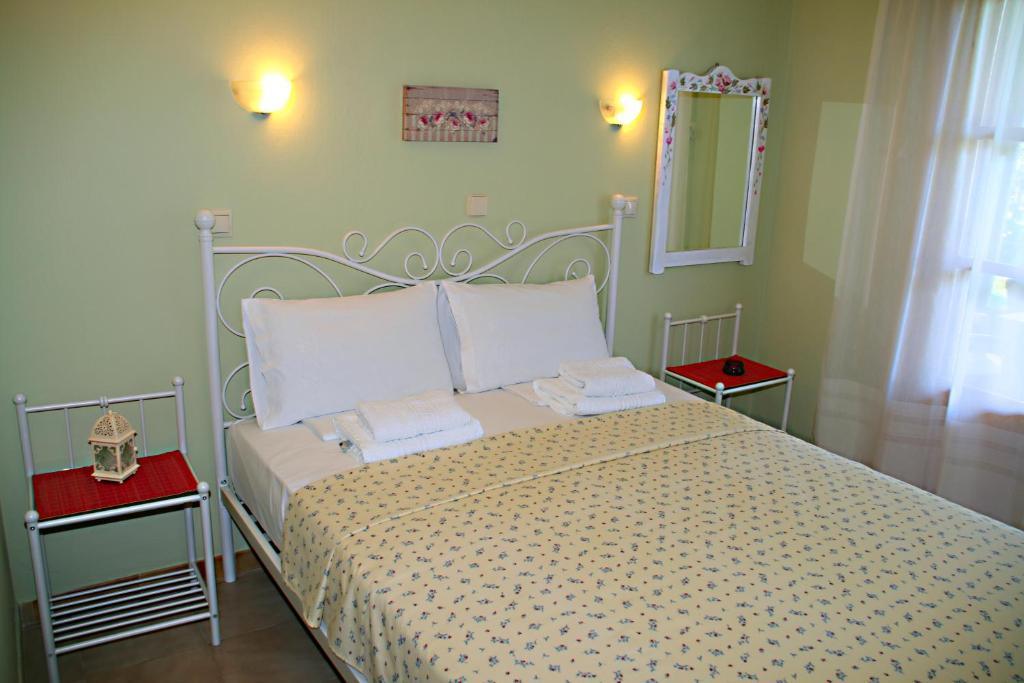 Sarimpalas Koinira Room photo